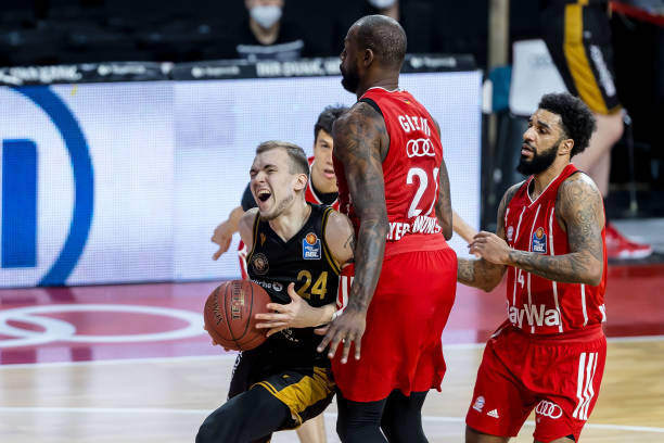 还展现出与 还展现出与